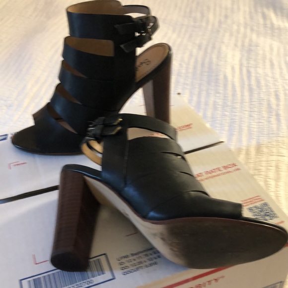 Splendid - Picture 3 of 3